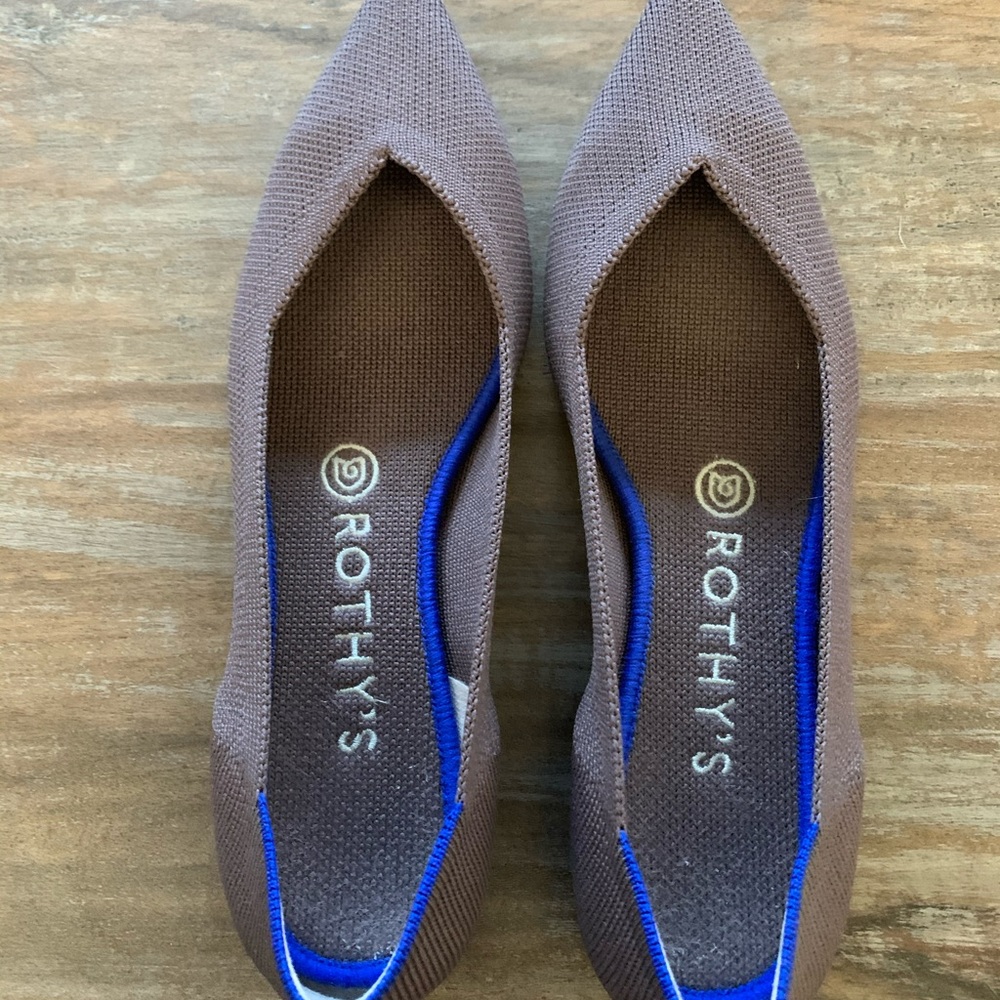 Mink Rothy’s sz 7.5